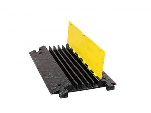 High impact resistance 5 channels rubber cable protector